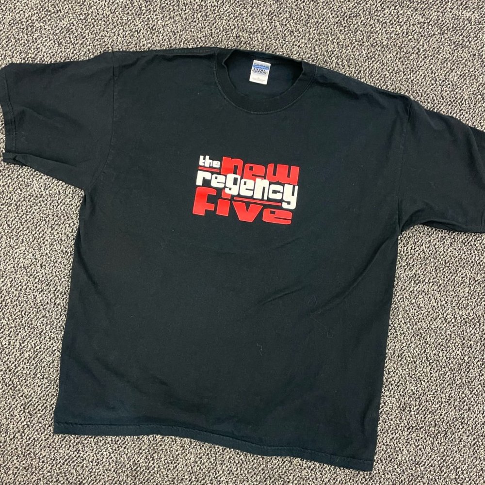 The New Regency 5 T-Shirt Size XL